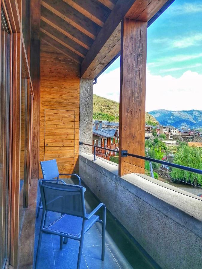 Apartament "El Castell" Casa Rural Cal Rialla Llivia Eksteriør bilde